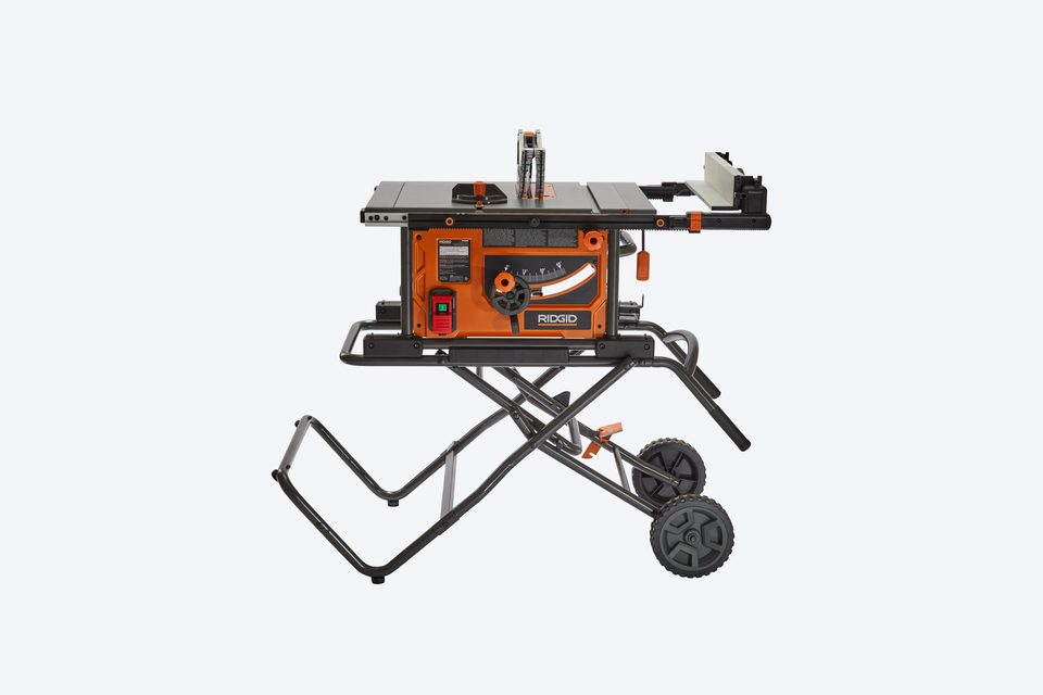 Production unit — table saw on rolling stand
